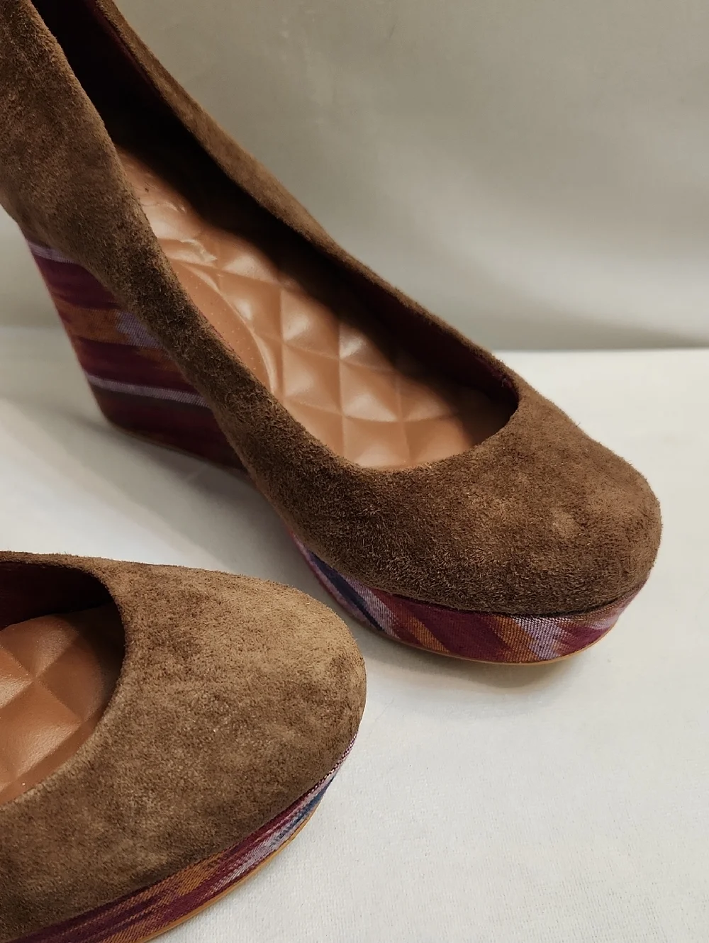 Reef High Tropic Brown Multicolored Aztec Print Suede Wedges (W Size 7)